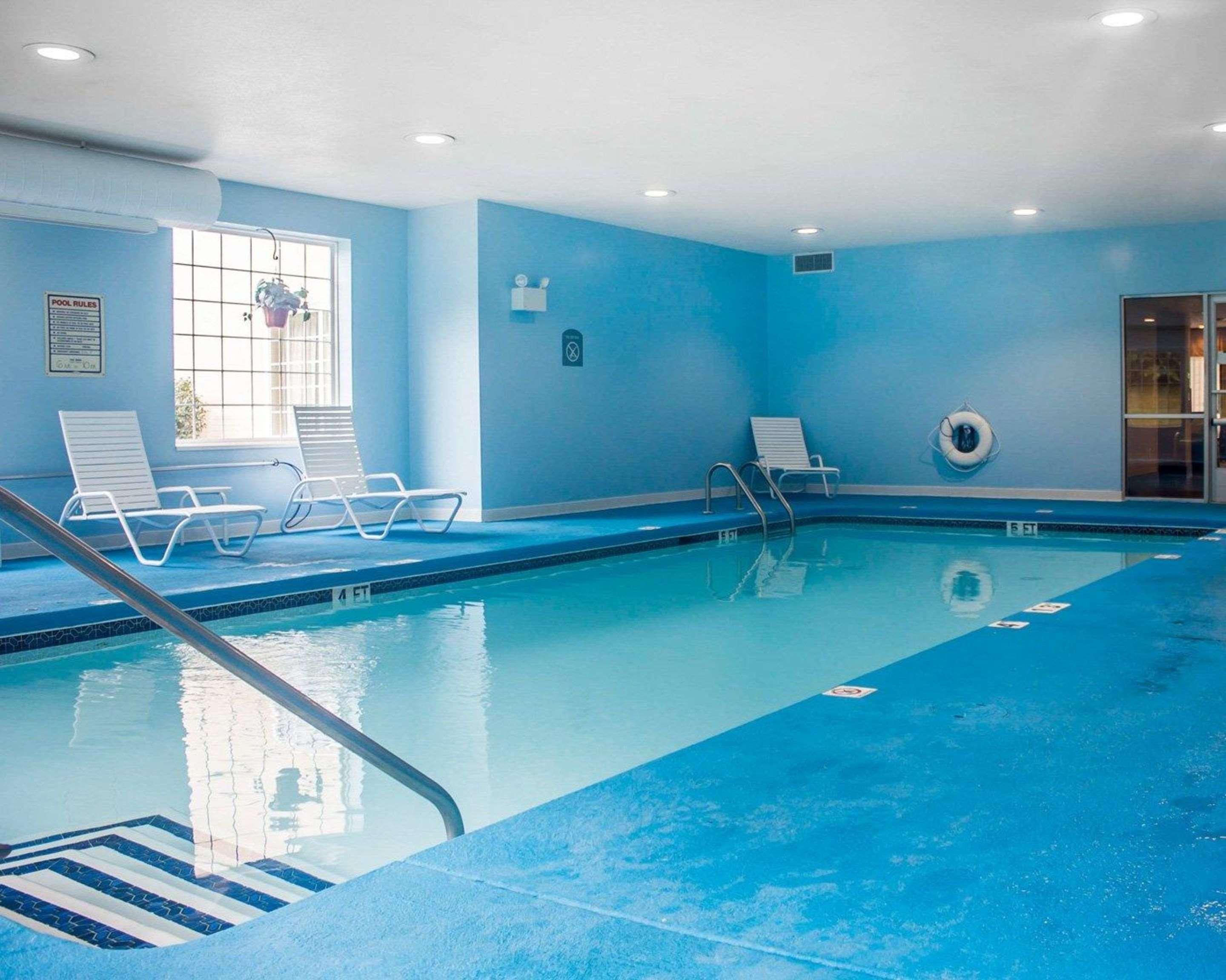 Comfort Inn & Suites Dayville Buitenkant foto