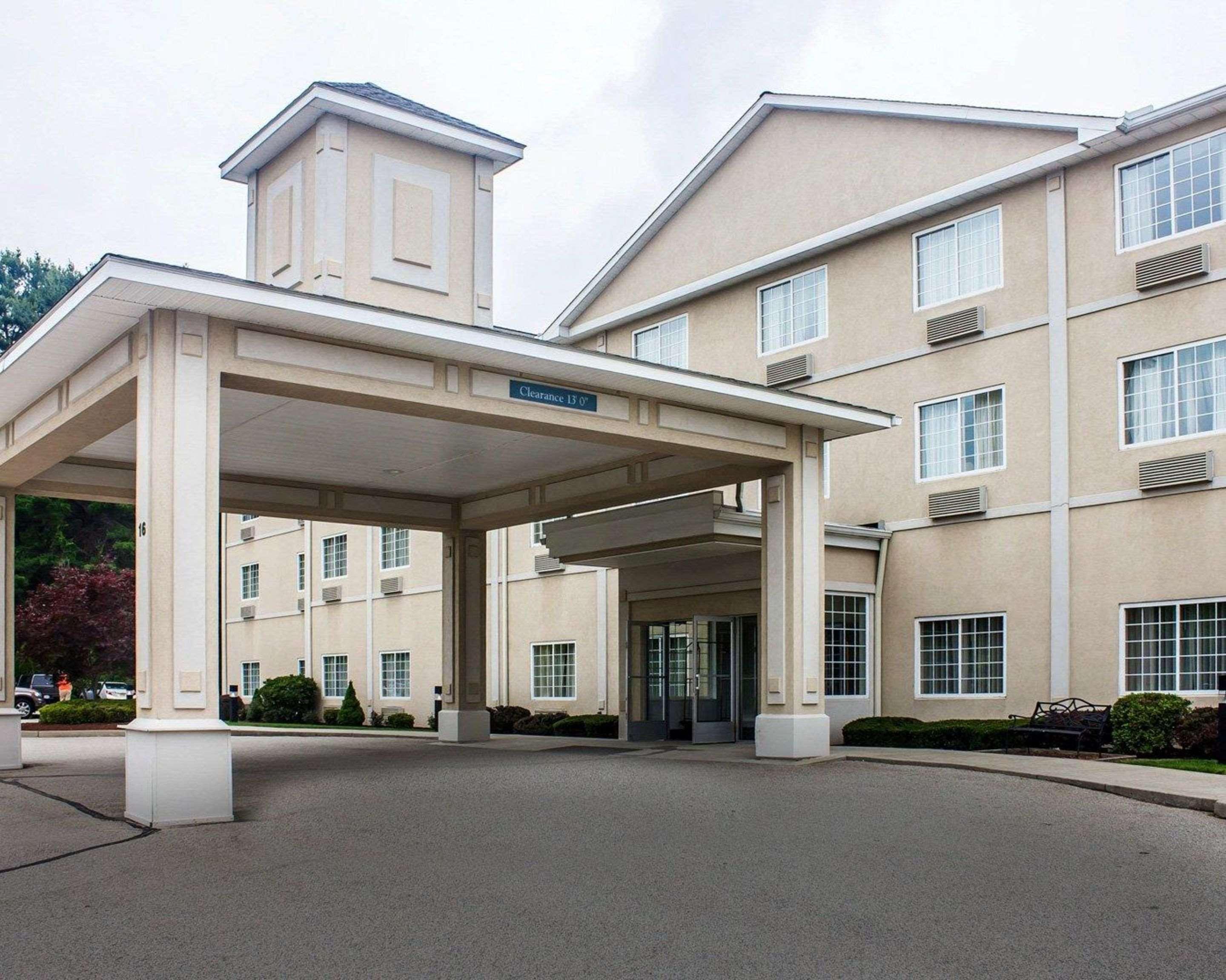 Comfort Inn & Suites Dayville Buitenkant foto