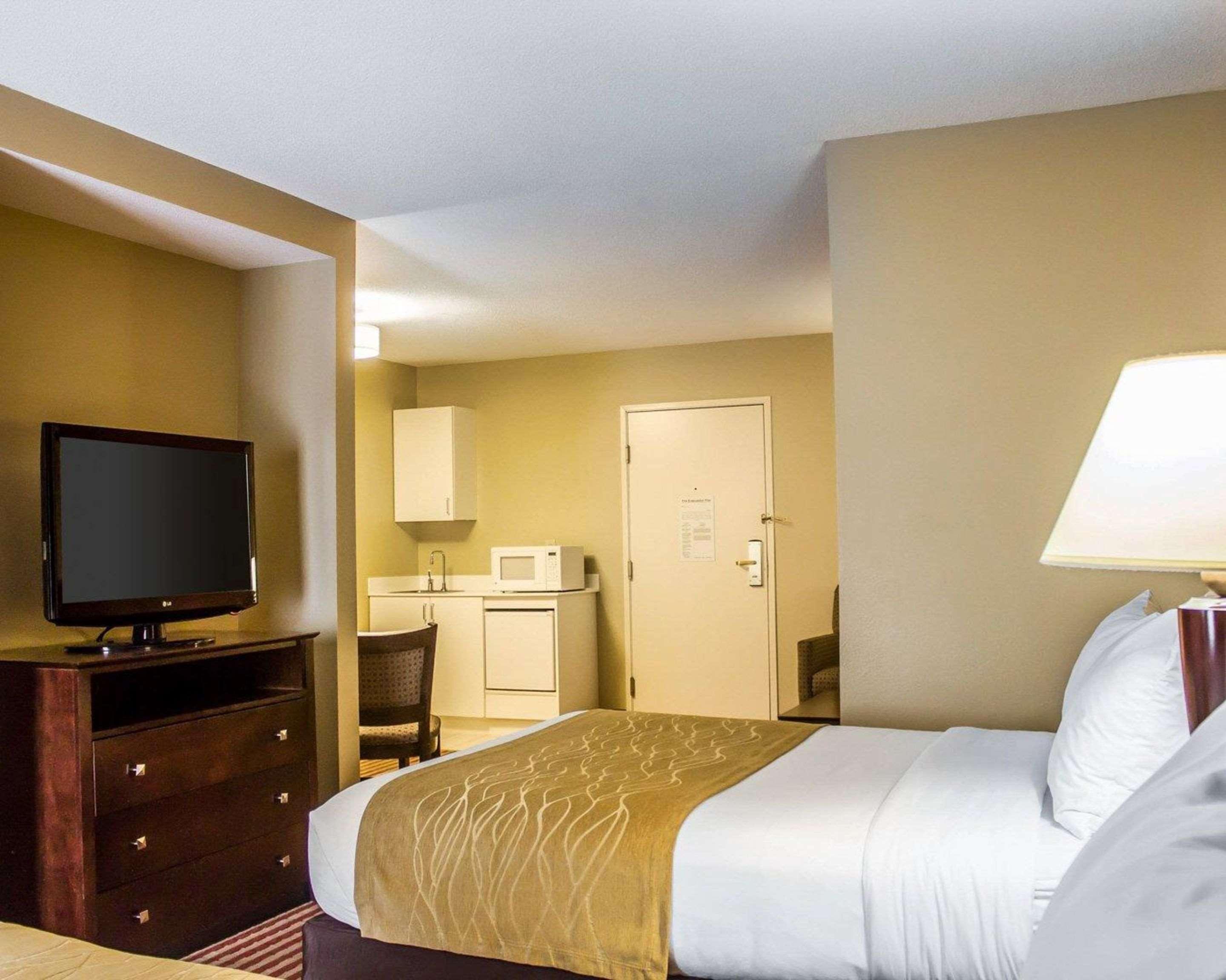 Comfort Inn & Suites Dayville Buitenkant foto
