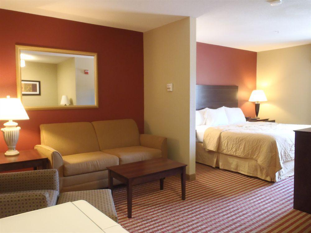Comfort Inn & Suites Dayville Buitenkant foto