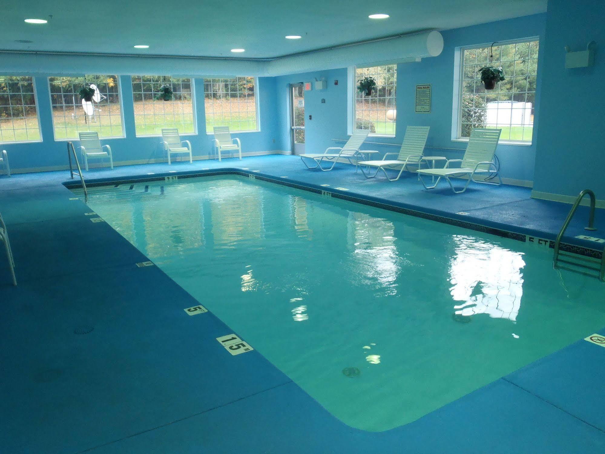 Comfort Inn & Suites Dayville Buitenkant foto